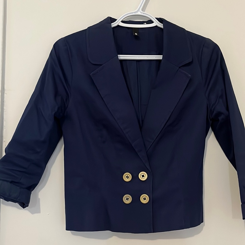 Navy crop blazer